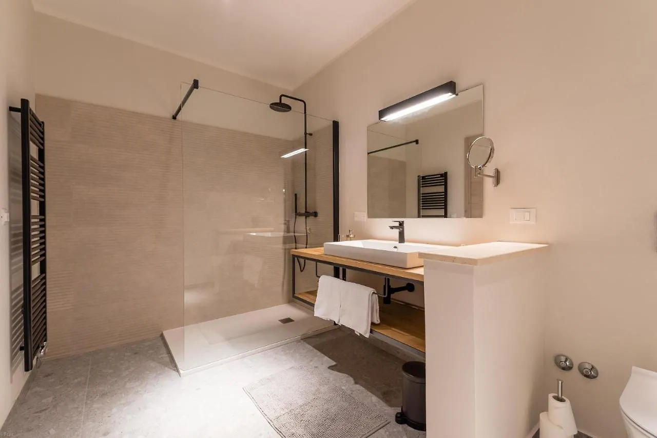 L'Abbraccio Della Quercia - Suites Buje